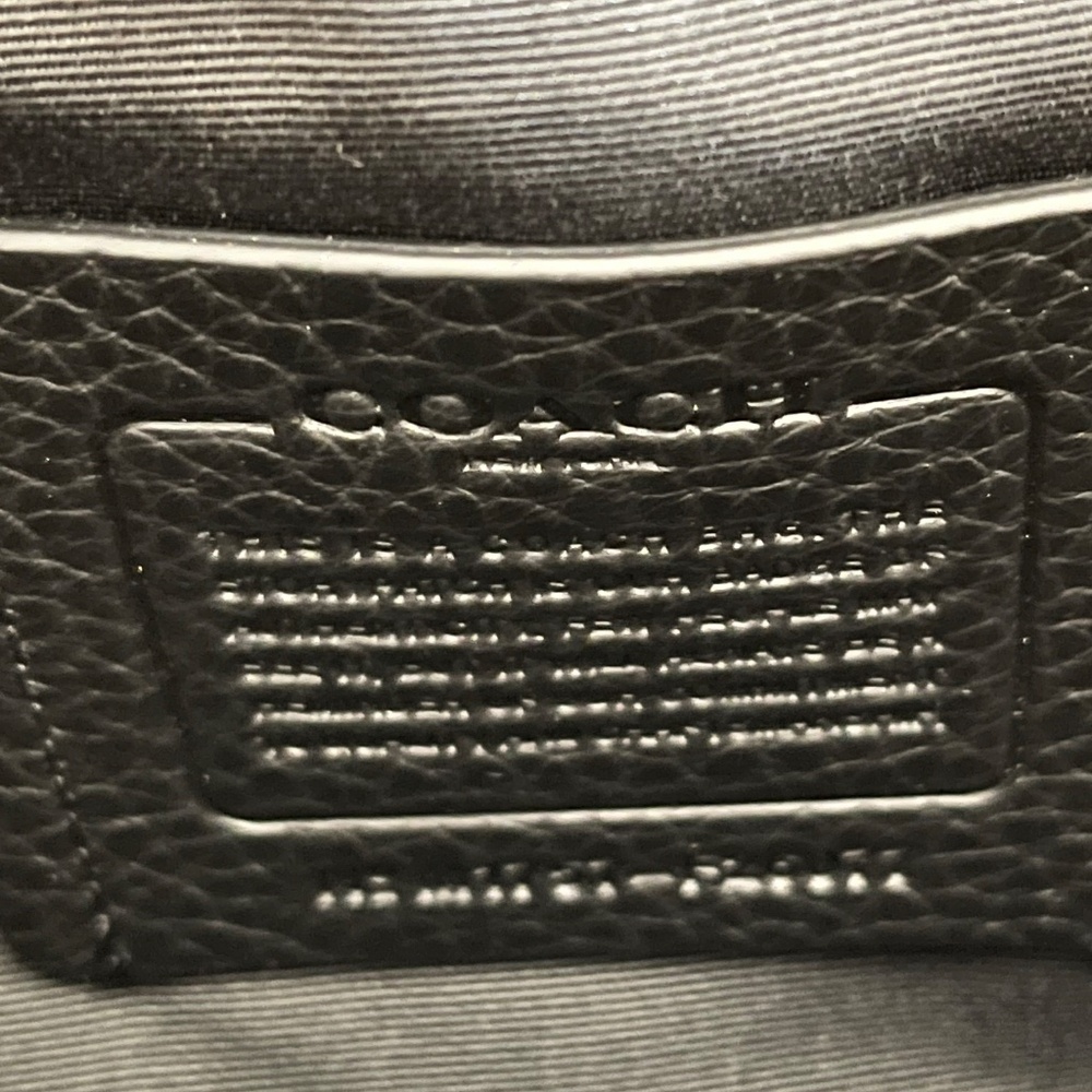 Coach - Picture 5 of 7
